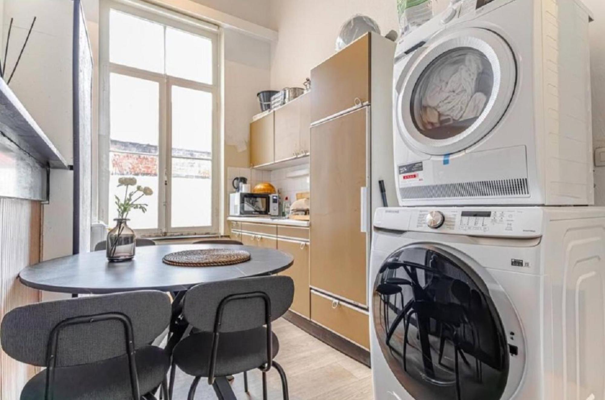 3 Lovely Comfortable At Heart Of Gent