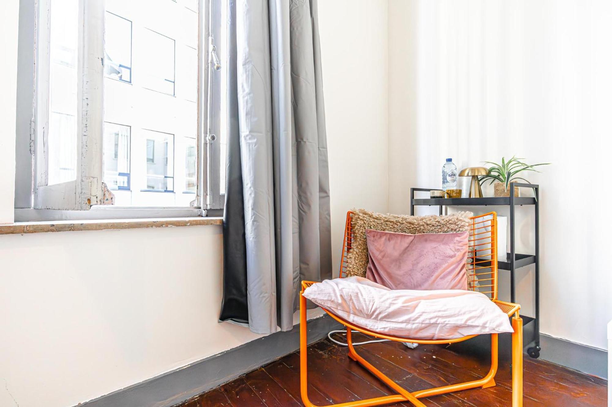 3 Lovely Comfortable At Heart Of Gent